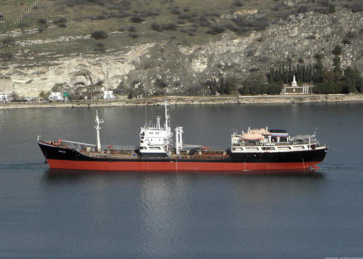 Medium seagoing tanker "Iman"