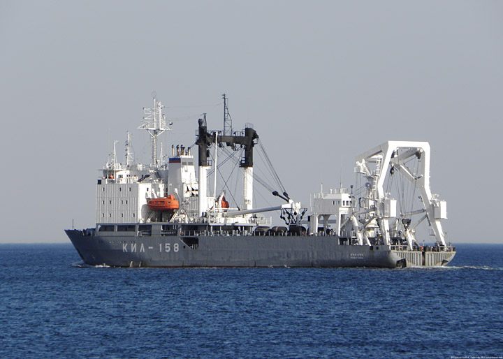Crane ship "KIL-158"