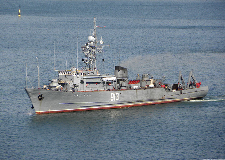 Seagoing Minesweeper "Kovrovets"