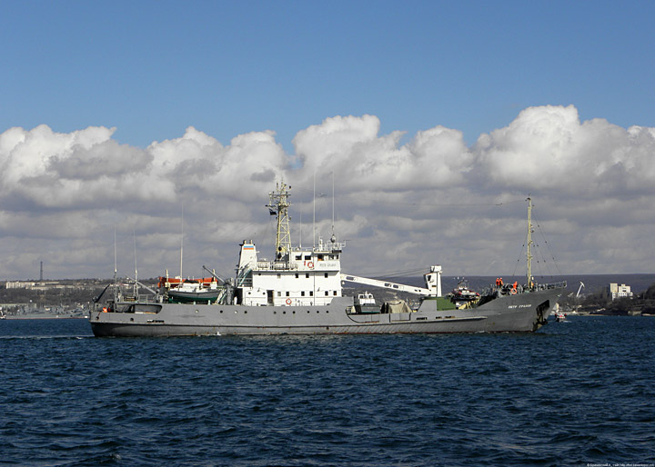 Ecological control ship "Petr Gradov"