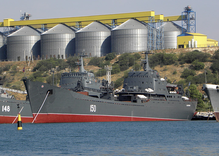 Large Landing Ship "Saratov"