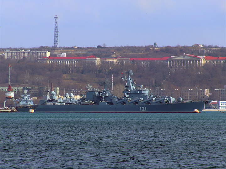 Guided missile cruiser Moskva of the Black Sea Fleet in Sevastopol