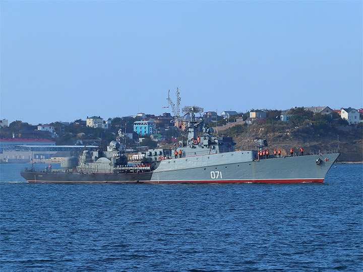 RFS 071 Suzdalets corvette, Sevastopol Harbor