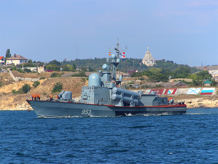 Missile Corvette Naberezhnye Chelny, Sevastopol