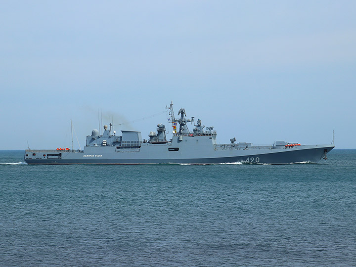 The RFS 490 Admiral Essen, a Admiral Grigorovich Class frigate at the roadstead of Sevastopol