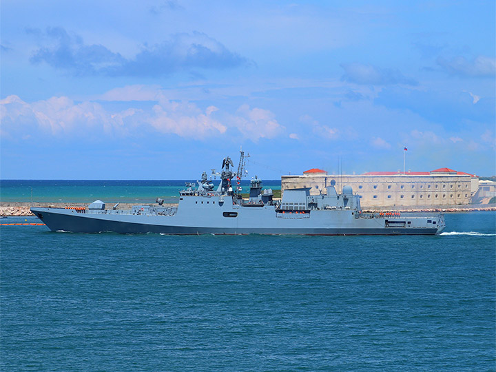 Russian Navy RFS Admiral Makarov a frigate of project 11356 leaving Sevastopol harbor