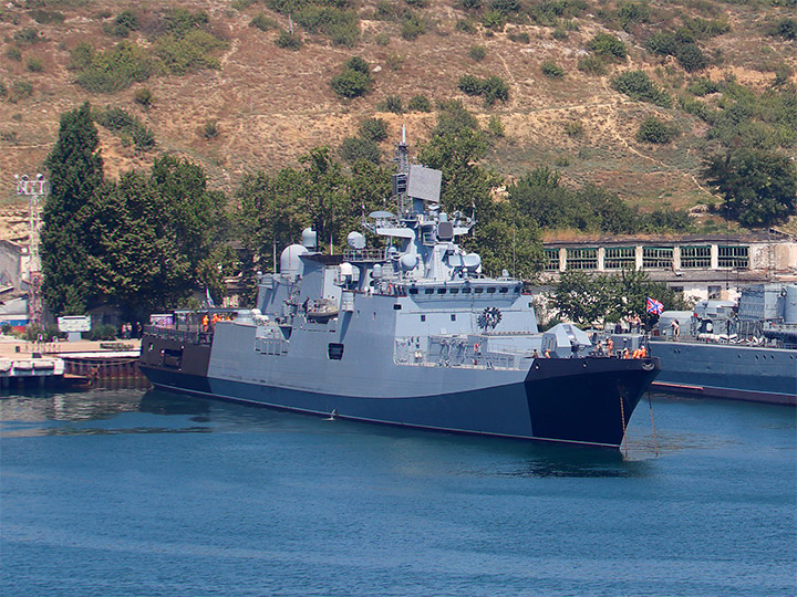 Frigate Admiral Makarov and rescue vessel EPRON of the Black Sea Fleet of the Russian Federation