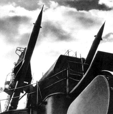 Корабельный зенитный ракетный комплекс М-2