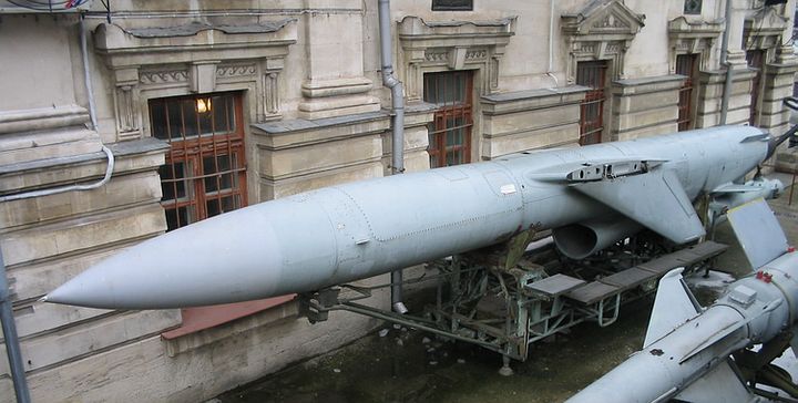 Противокорабельный ракетный комплекс П-6