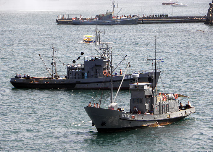 Large hydrographic boats "BGK-889" and "BGK-22"
