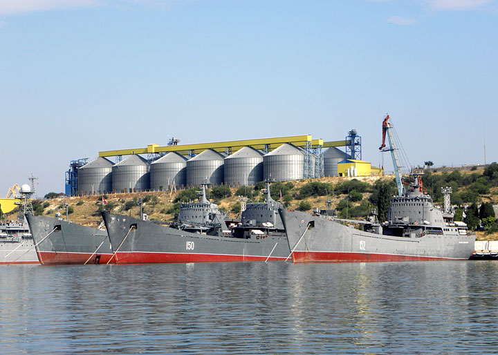Alligator Class Large Landing Ships of the Black Sea Fleet: "Orsk", "Saratov" and "Nikolay Filchenkov"