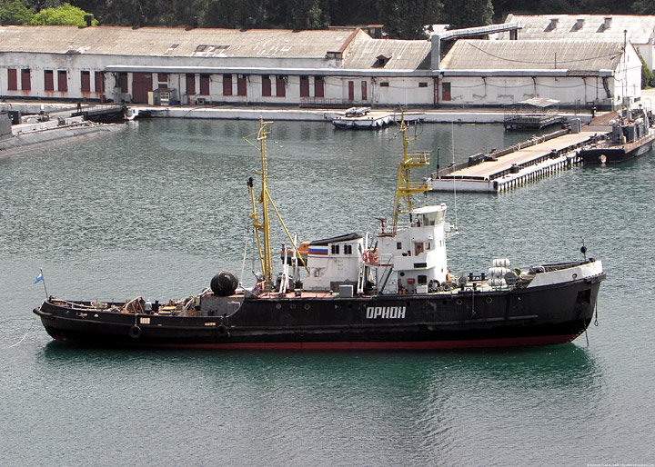 Rescue tug "Orion"