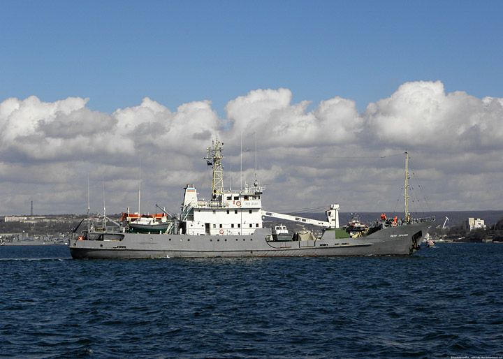 Ecological control ship "Petr Gradov"