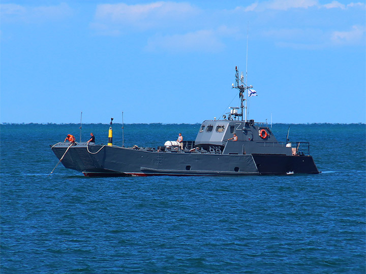 Десантный катер Д-144 Черноморского флота России