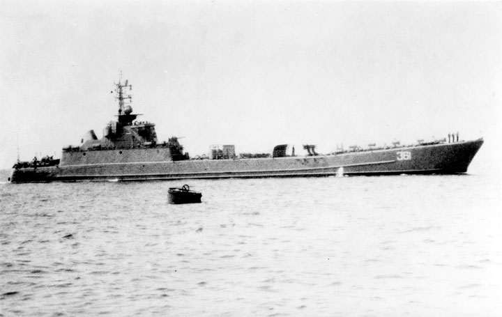 Средний десантный корабль "СДК-102" Черноморского флота