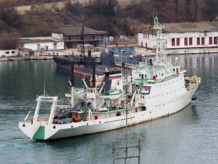 Hydrographic Survey Vessel Donuzlav, Southern Bay, Sevastopol