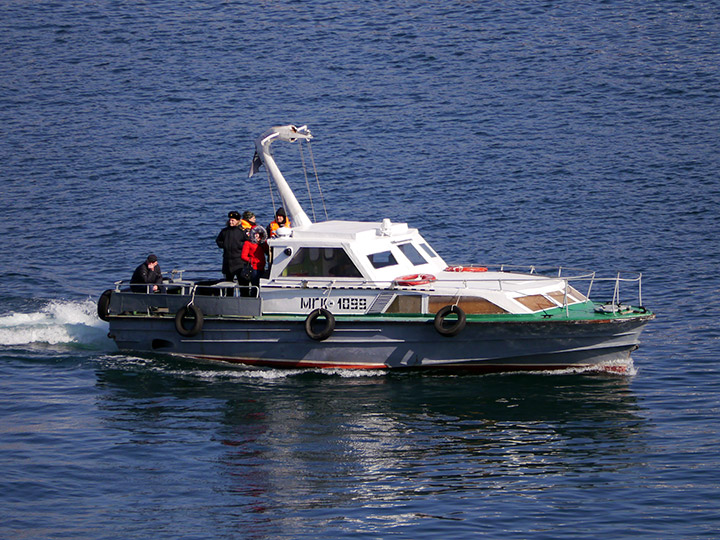 Малый гидрографический катер "МГК-1099" Черноморского флота
