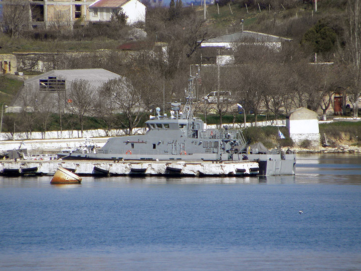 Противодиверсионный катер "П-350" Черноморского флота в Севастополе