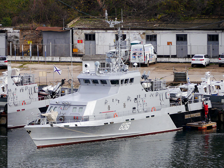 Anti-Saboteur Boat P-355  Yunarmeets Kryma, Black Sea Fleet