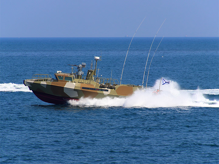 P-413 - a Raptor class anti-aaboteur boat of the Russian Black Sea Fleet