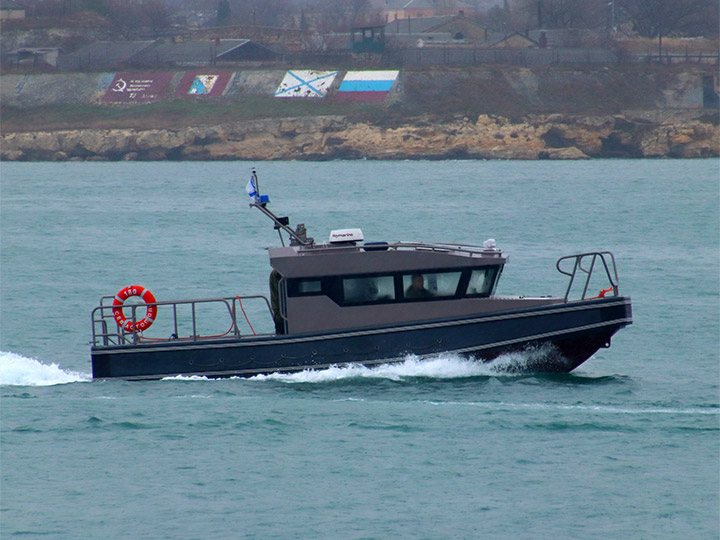 Рейдовый катер РК-180 Черноморского флота России