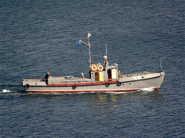 Рейдовый катер "РК-516" в Севастопольской бухте