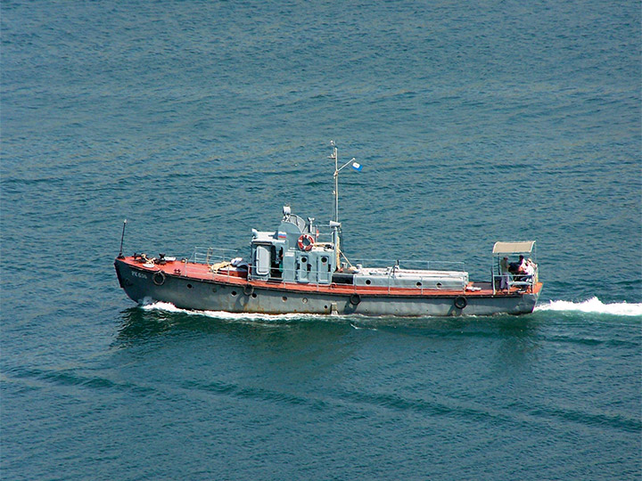 Рейдовый катер "РК-636" Черноморского флота на ходу