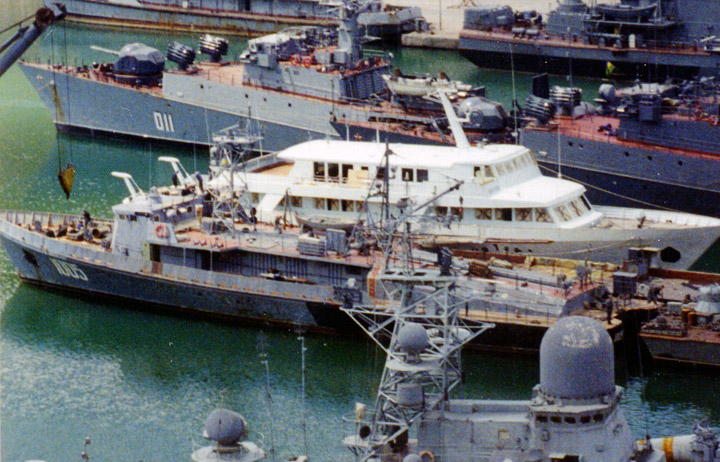 Катер-торпедолов "ТЛ-1005" в Балаклавской бухте