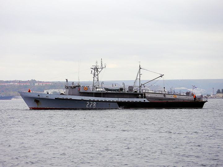 Буксировка катера-торпедолова "ТЛ-278", Севастополь