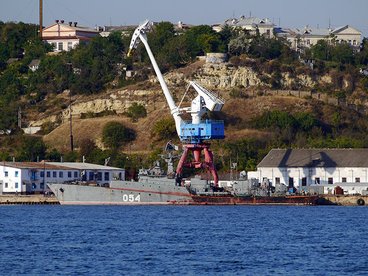 МПК "Ейск" на ремонте в Севастополе