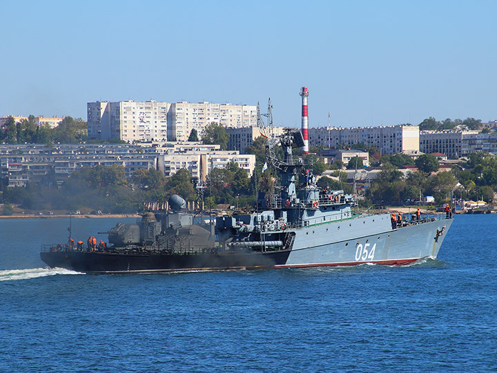 Corvette Eysk entering to the Sevastopol Harbor