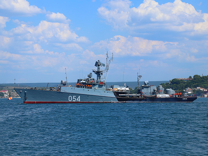RFS 054 Eysk, a Grisha V Class anti-submarine corvette