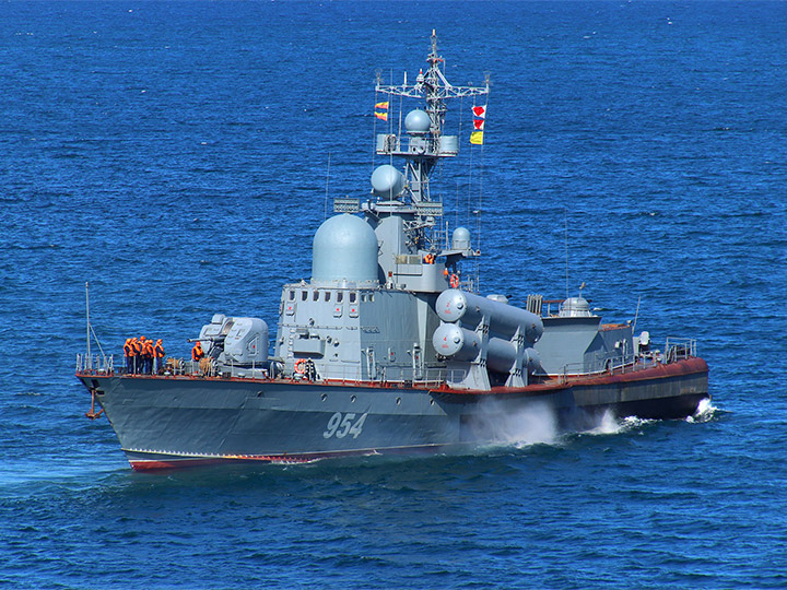 Missile Corvette Ivanovets, Black Sea