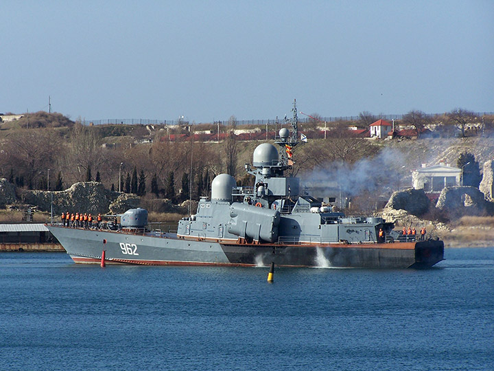 Ракетный катер "Р-71" Черноморского Флота