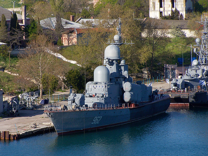 Missile Corvette R-71