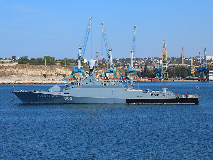 RFS 609 Vyshny Volochyok guided missile corvette, Sevastopol Harbor, Crimea