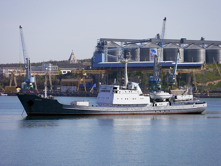 Intelligence Ship Ekwator, Black Sea Fleet