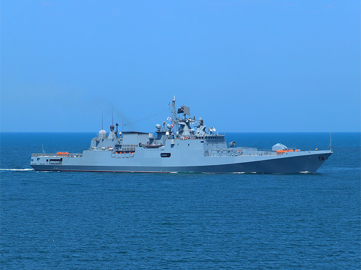 Frigate Admiral Makarov of the Black Sea Fleet of the Russian Federation returns to Sevastopol