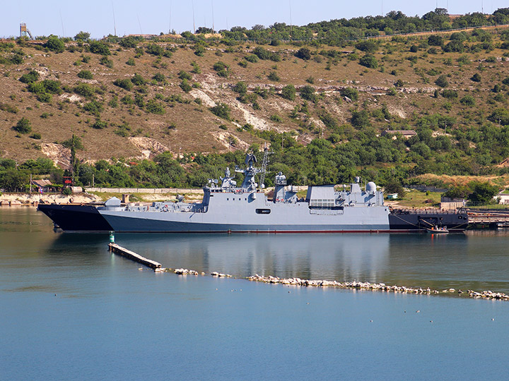 Frigate Admiral Makarov of the Black Sea Fleet in camouflage paint