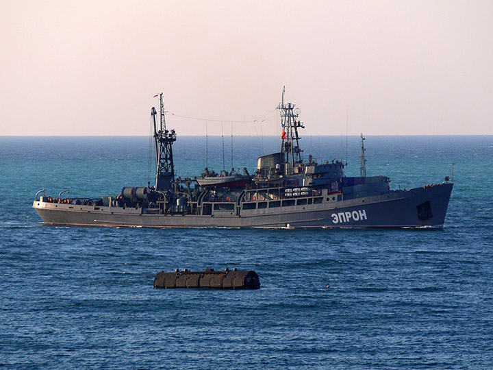 Cпасательное судно "ЭПРОН" Черноморского флота