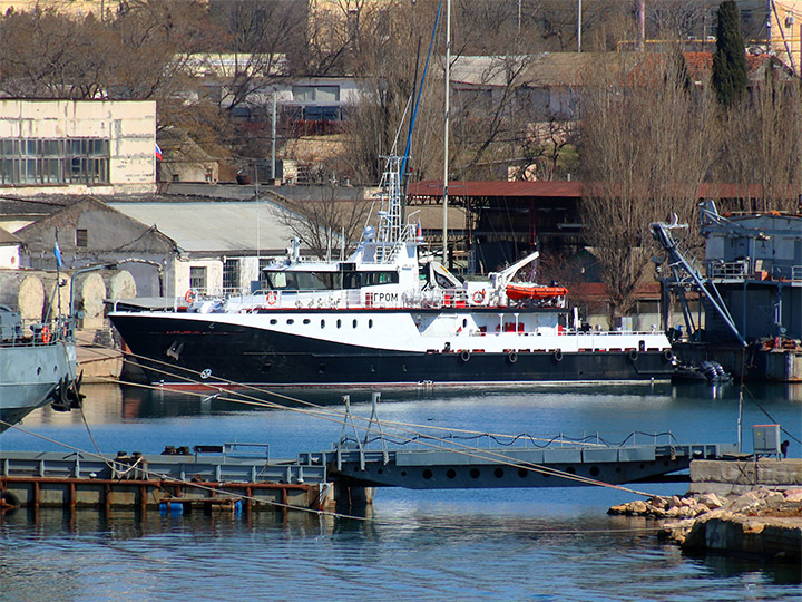 Special Purpose Diving Boat Grom, Black Sea Fleet