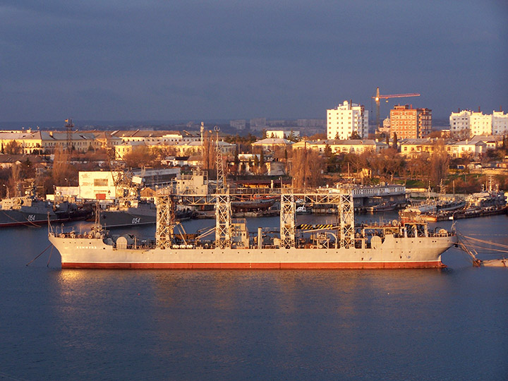 Rescue Ship Kommuna, Black Sea Fleet