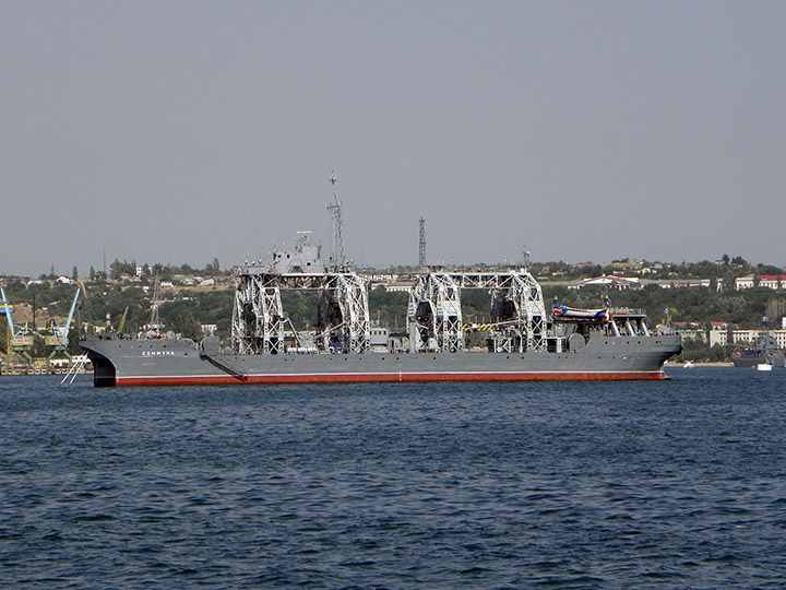 Rescue Ship Kommuna, Black Sea Fleet