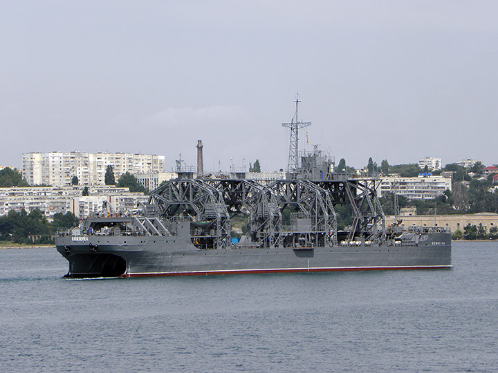 Rescue Ship Kommuna, Black Sea Fleet