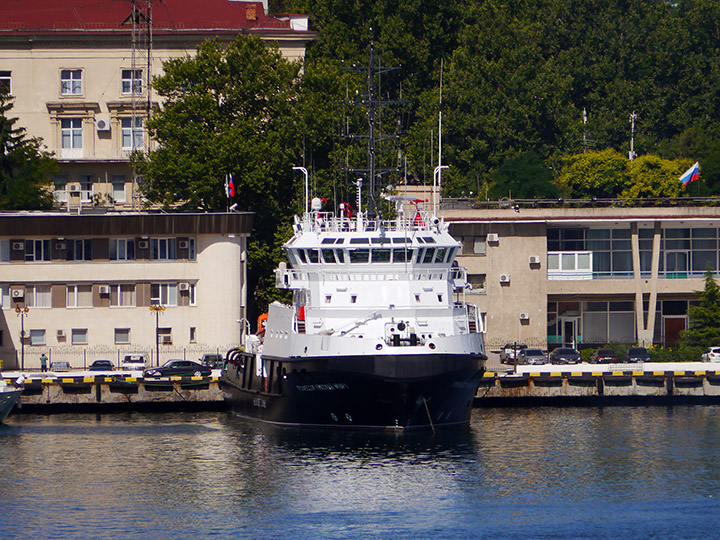 Rescue Tug Rescue Tug Professor Nikolay Muru, Black Sea Fleet