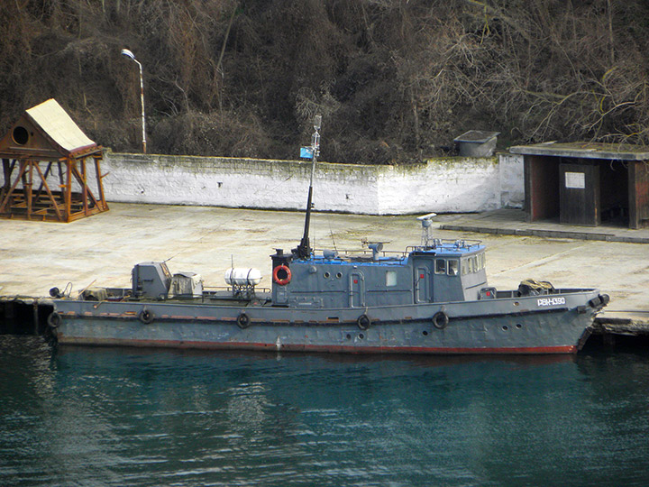 Рейдовый водолазный катер "РВК-1390" Черноморского флота