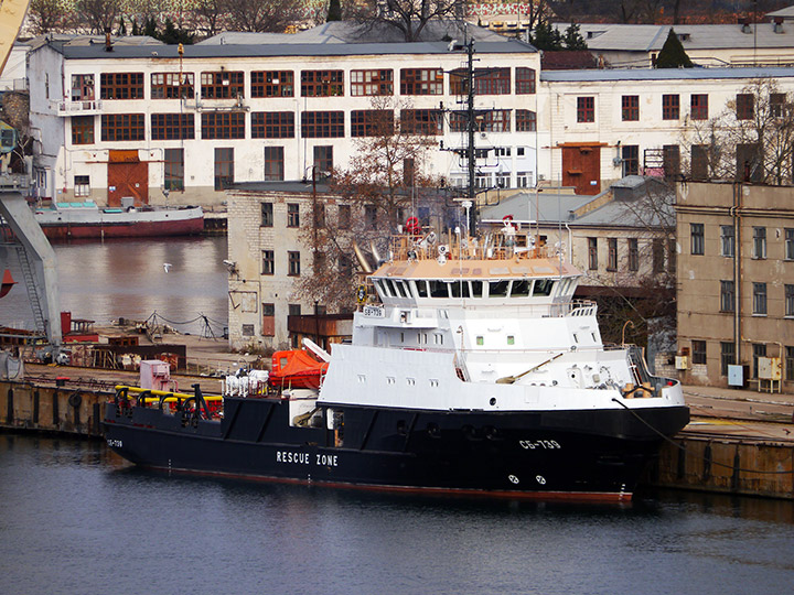 Rescue Tug "SB-739"