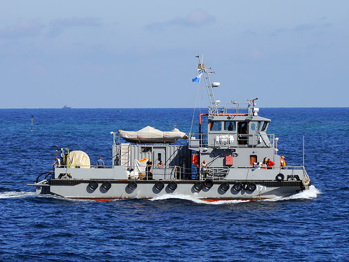 Спасательный многофункциональный катер "СМК-2171" - вид на правый борт