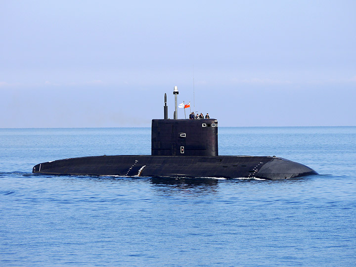 Подводная лодка Б-262 "Старый Оскол" на ходу