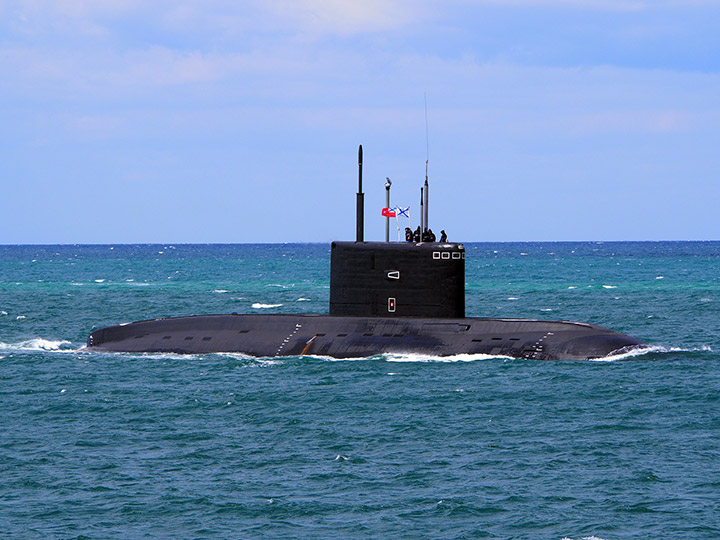 Подводная лодка "Старый Оскол" Черноморского флота